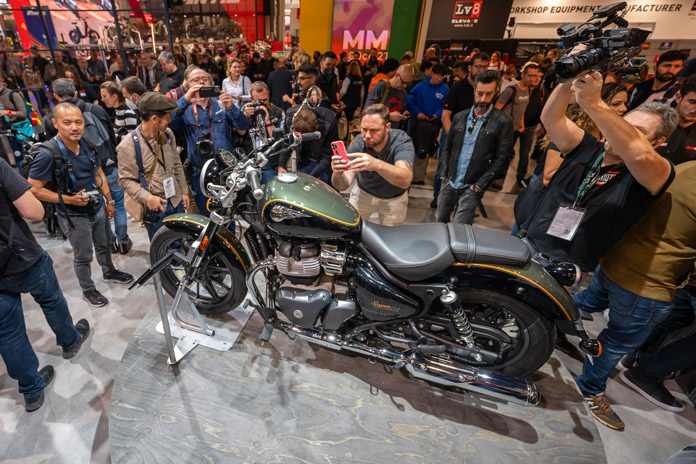 Royal Enfield Super Meteor 650 2023