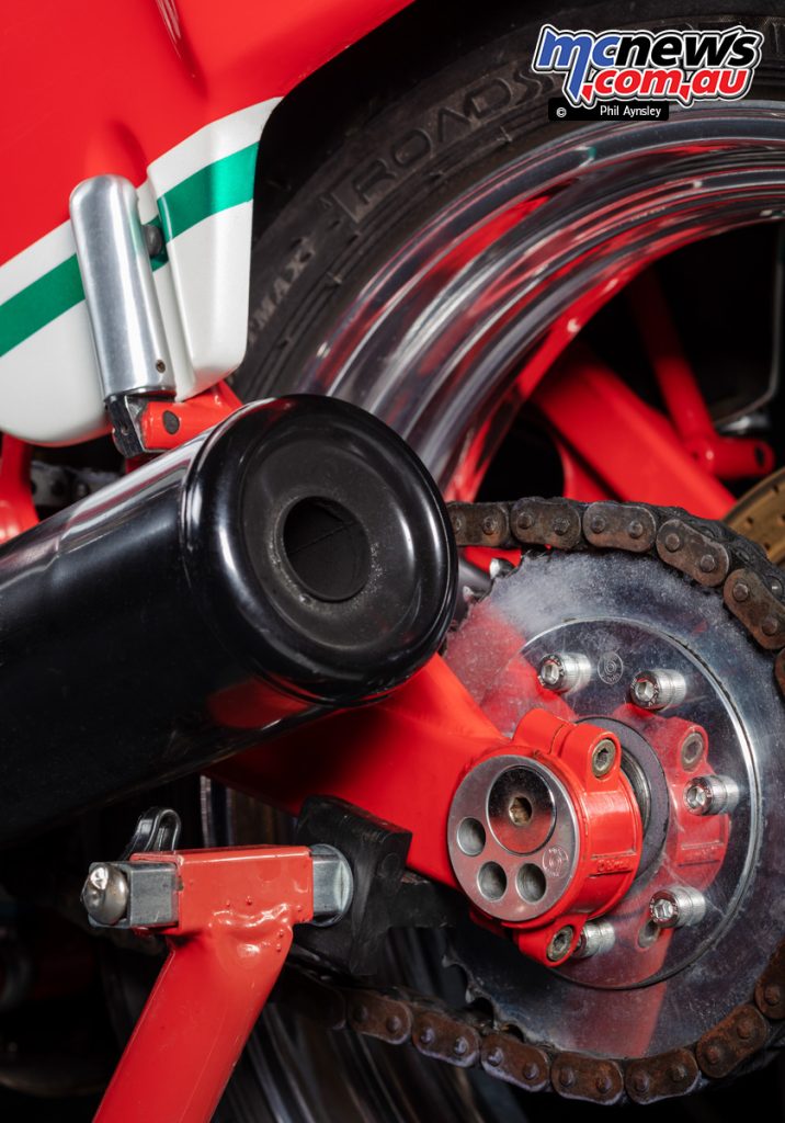 La puissance du YB5 était généreuse de 130 chevaux