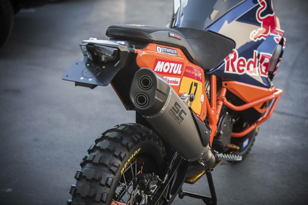 , Moto: DESTROYER DU DÉSERT : KTM 1290 Paris Dakar by RSD.