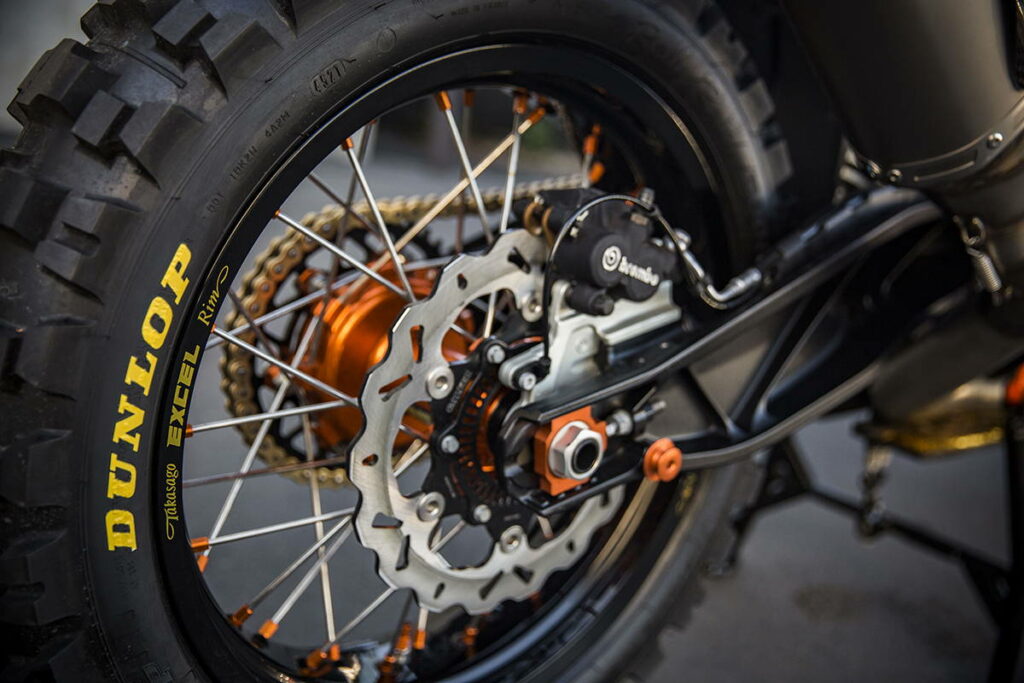 , Moto: DESTROYER DU DÉSERT : KTM 1290 Paris Dakar by RSD.