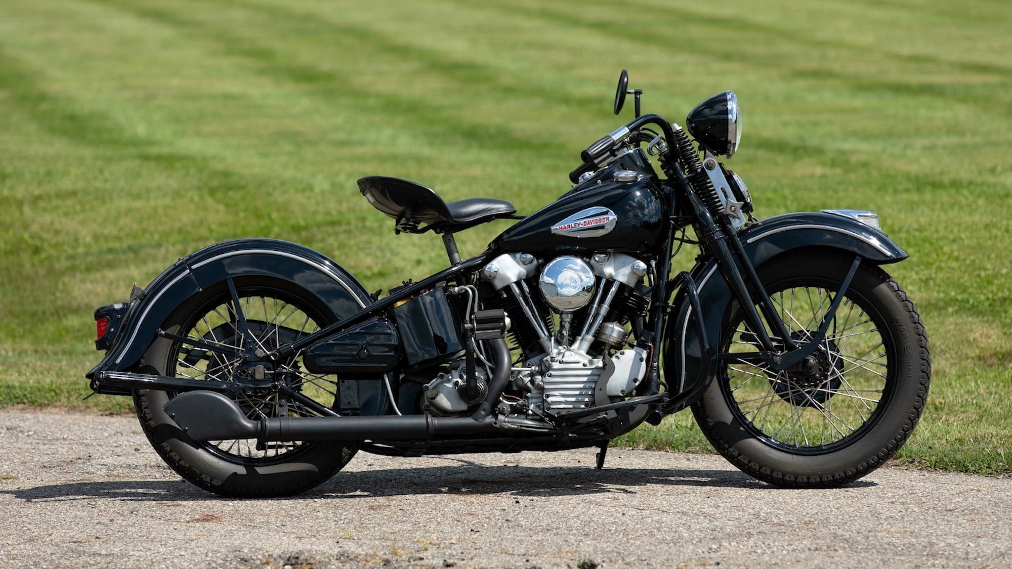 La Harley-Davidson Knucklehead dans toute sa splendeur. Média provenant des enchères Mecum.