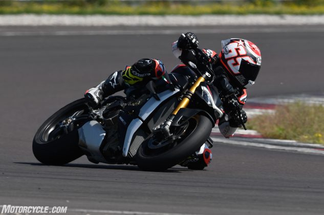 , Moto: MOBO : meilleure moto nue de 2022