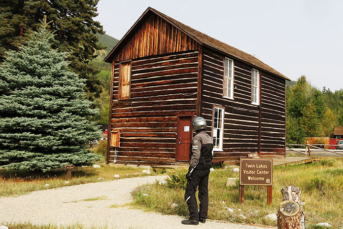 Balade en moto dans l'ouest du Colorado Twin Lakes