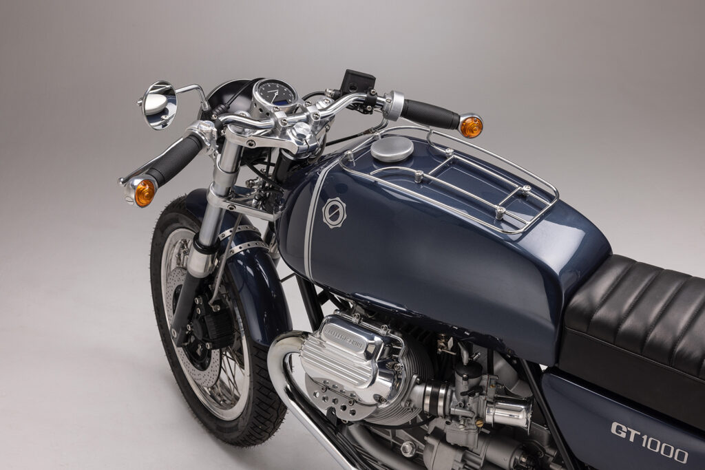 , Moto: CARBON CLASSIC : Moto Guzzi Le Mans #40 par Kaffeemaschine.