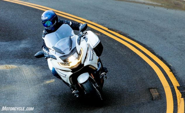 examen arai contour-x