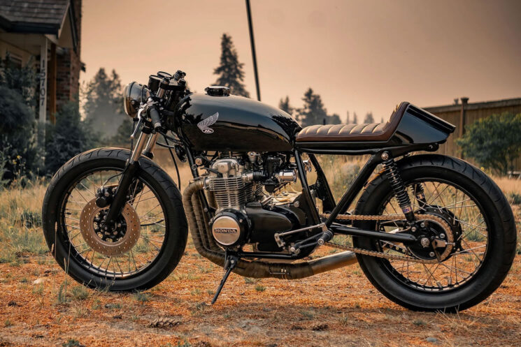 Honda CB550 café racer par Skog Moto