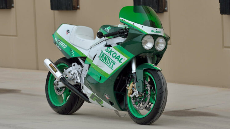 Skoal Bandit Suzuki GSX-R 1100