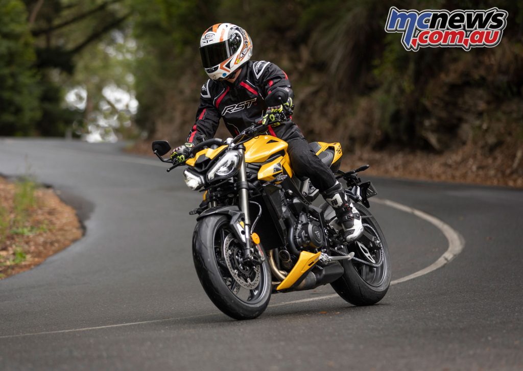 , Moto: Essai Triumph Street Triple 765RS 2023 | Examen de la moto