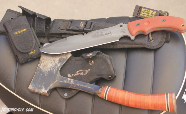 Essentiels du camping à moto