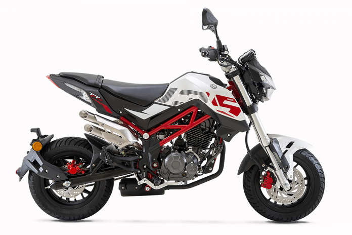 Meilleures petites motos Benelli TNT 135