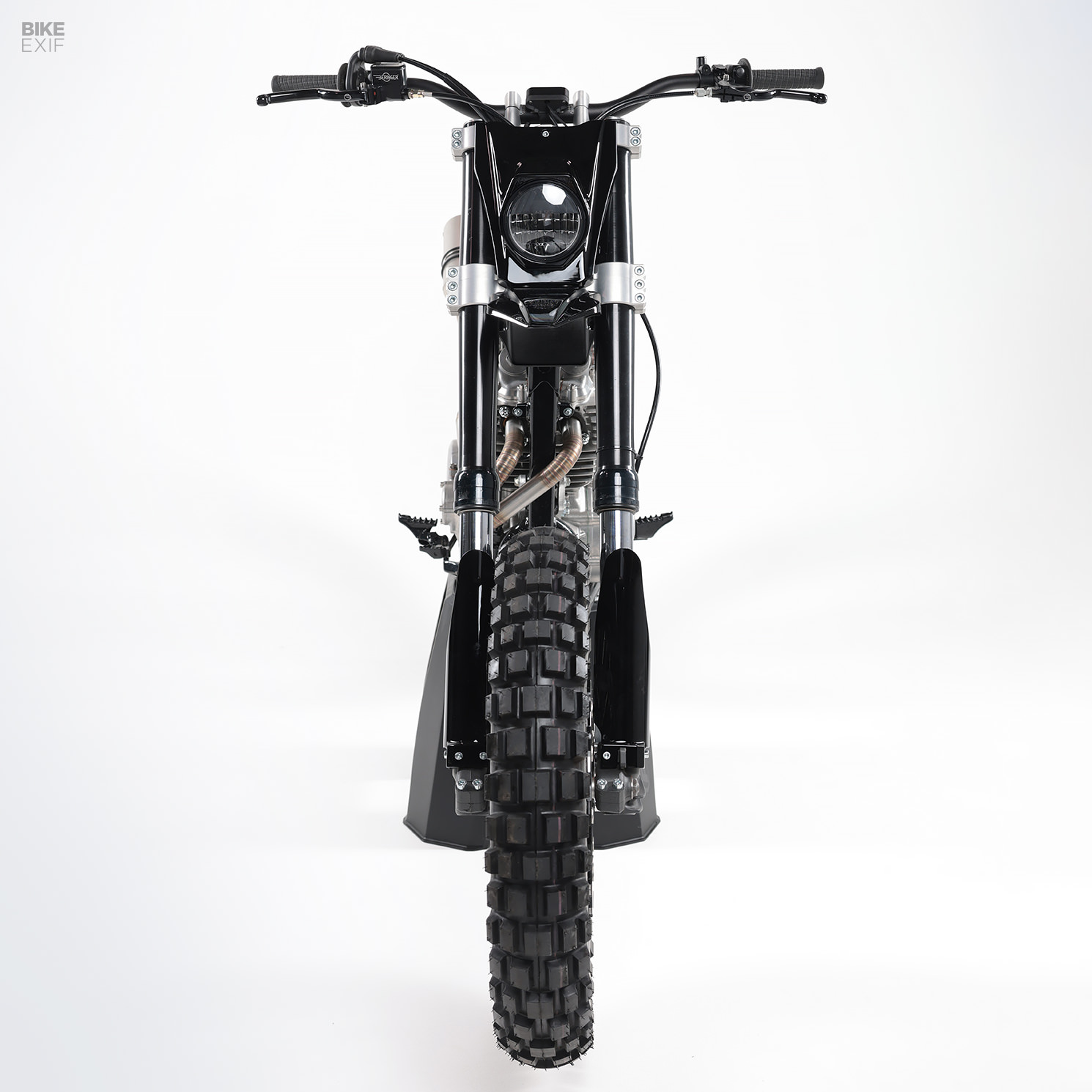 Brouilleur Honda Dominator de Morex Customs