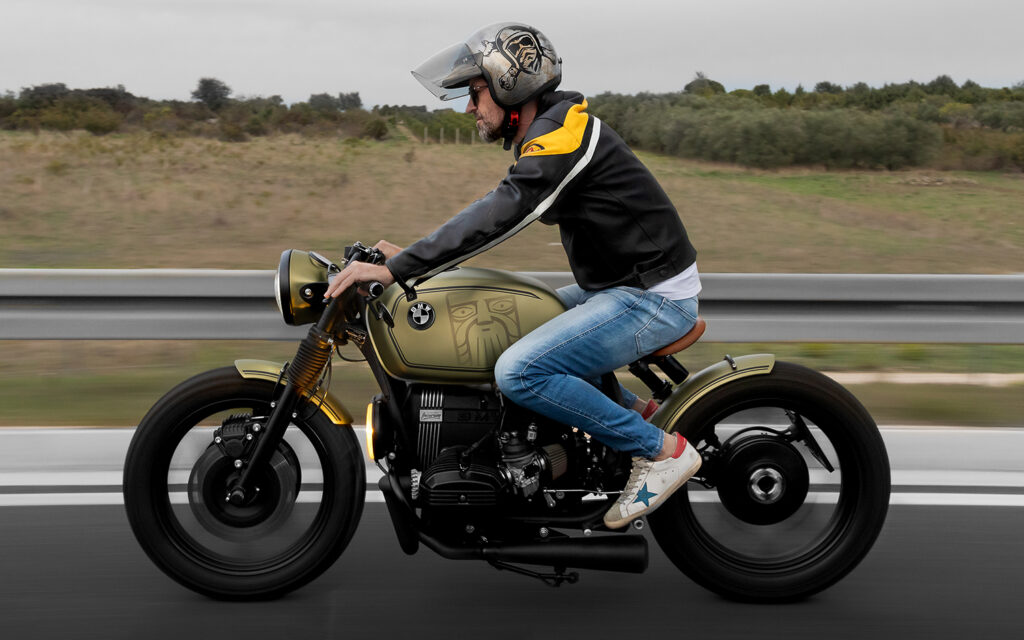 , Moto: TEL PERE, TEL FILS : Une paire de BMW par Incerum Customs.