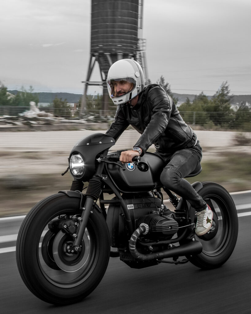 , Moto: TEL PERE, TEL FILS : Une paire de BMW par Incerum Customs.