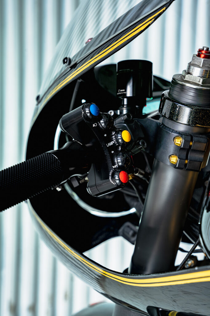 , Moto: L’ALCHIMISTE : Ducati 1098 ‘Unica Ferreti’.