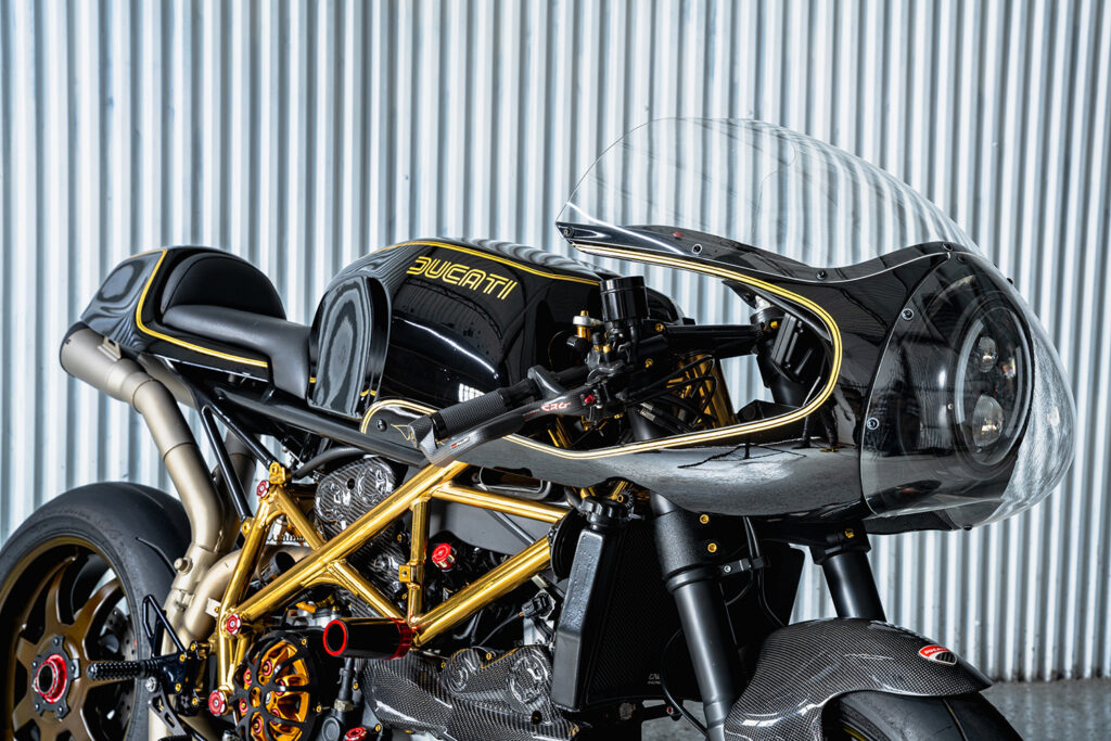 , Moto: L’ALCHIMISTE : Ducati 1098 ‘Unica Ferreti’.