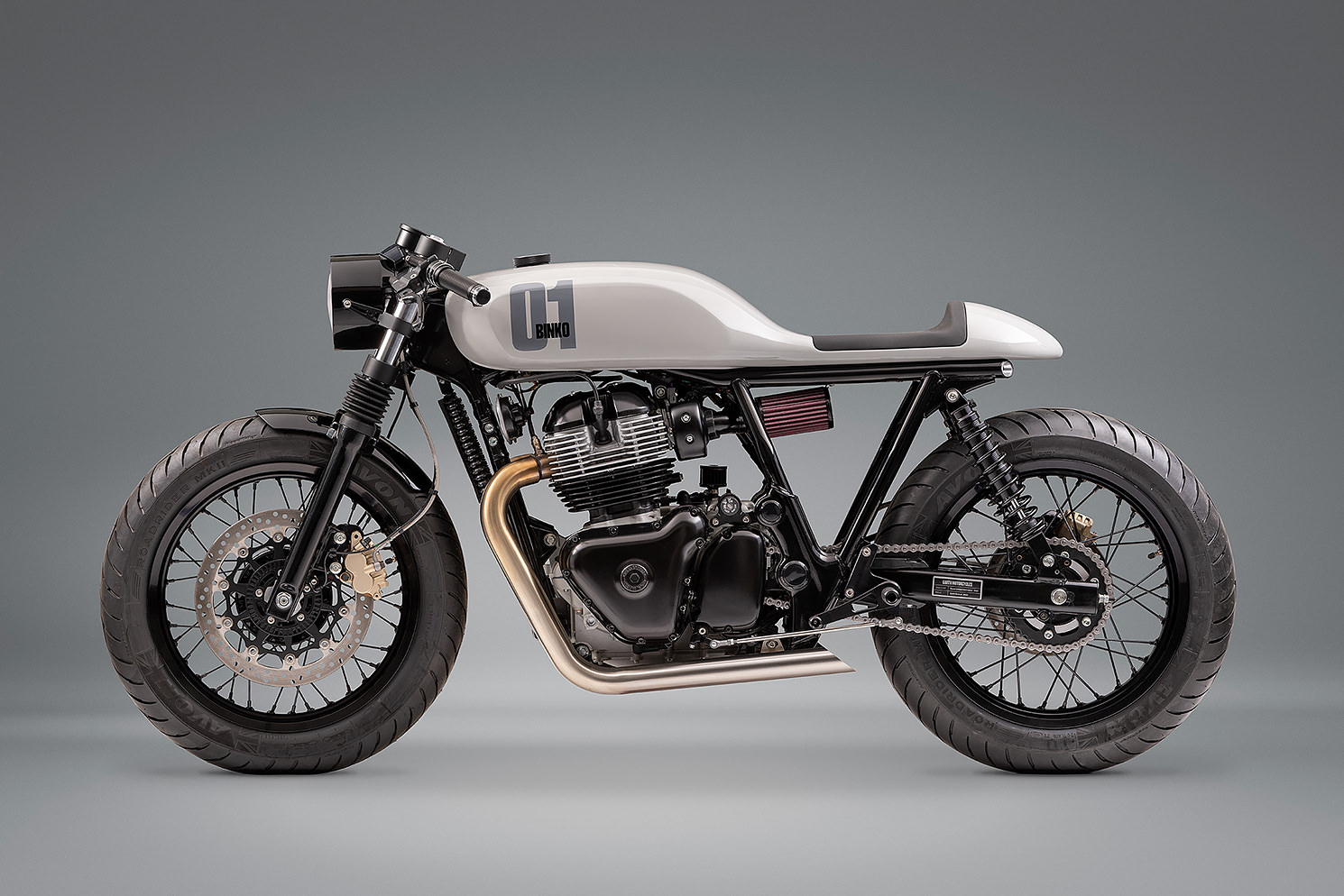 Royal Enfield Interceptor 650 café racer par Earth Motorcycles