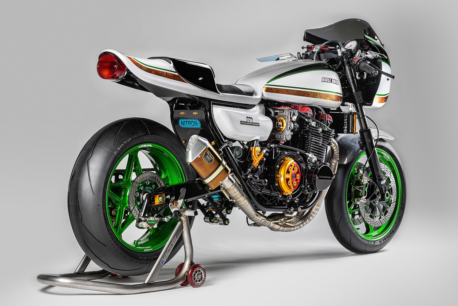 Restomod Kawasaki Z1 par Bull Dock du Japon