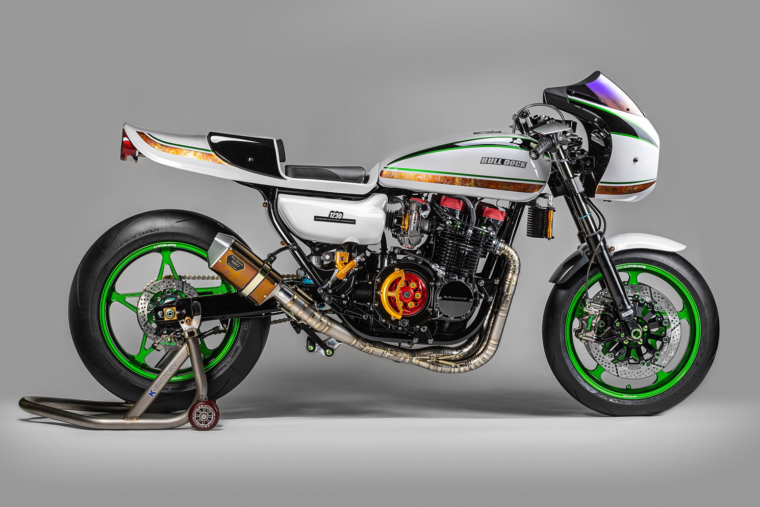 Restomod Kawasaki Z1 par Bull Dock du Japon
