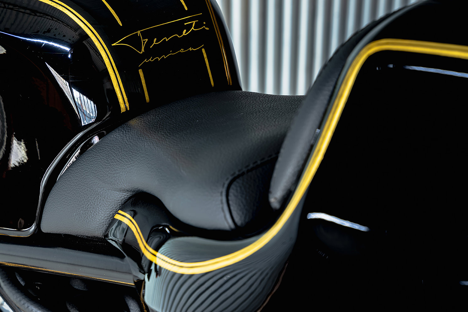 Ducati 1098 café racer par Ronaldo Ferreti