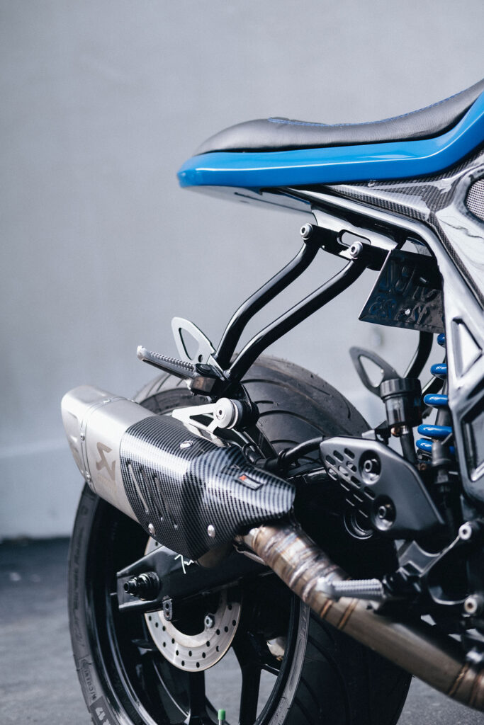 , Moto: BLUE FALCON : Yamaha MT-25 par Treasure Garage.