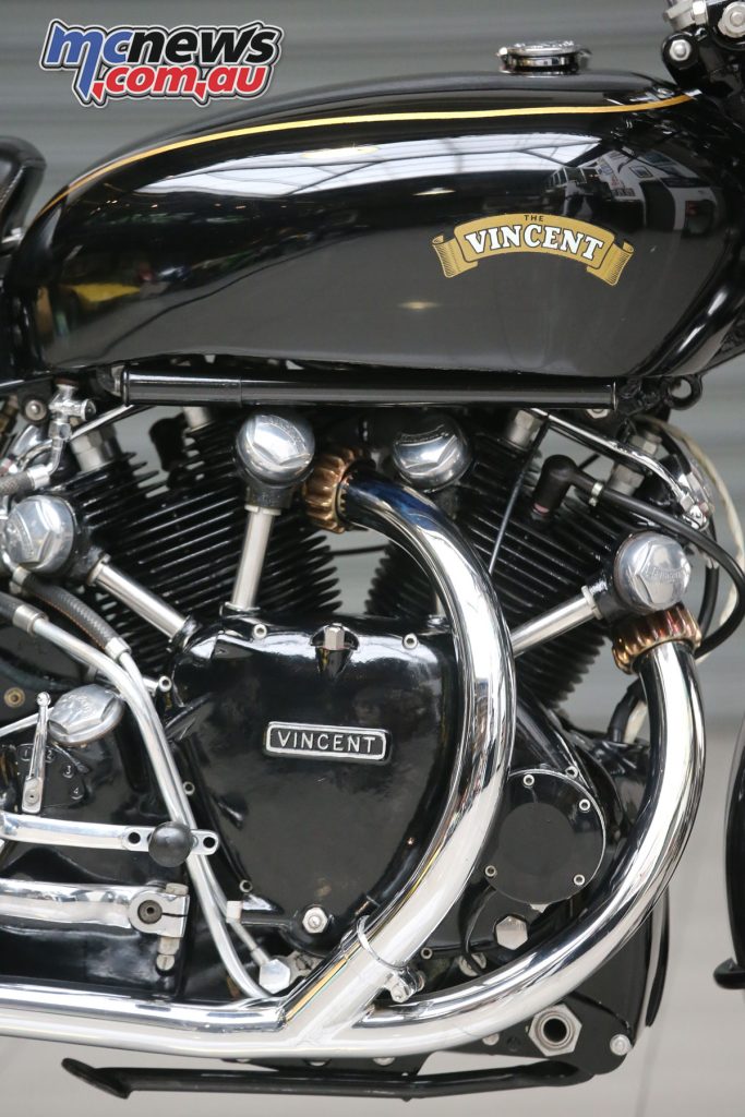 Vincent Black Shadow - Le moteur a formé la base structurelle