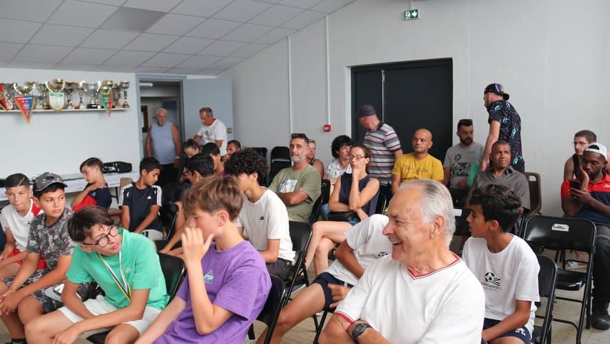 , Le club Confluences FC en assemblée générale