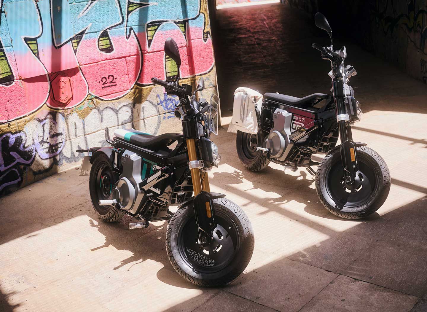 Une garniture Highline et une CE 02 accessoirisée. Cette banquette a l'air moins qu'invitante.