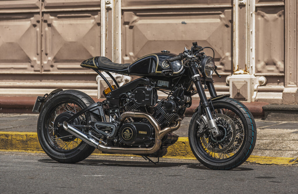 , Moto: CAFÉ COSTA RICAIN : Yamaha XV750 par MotorAll Customs.