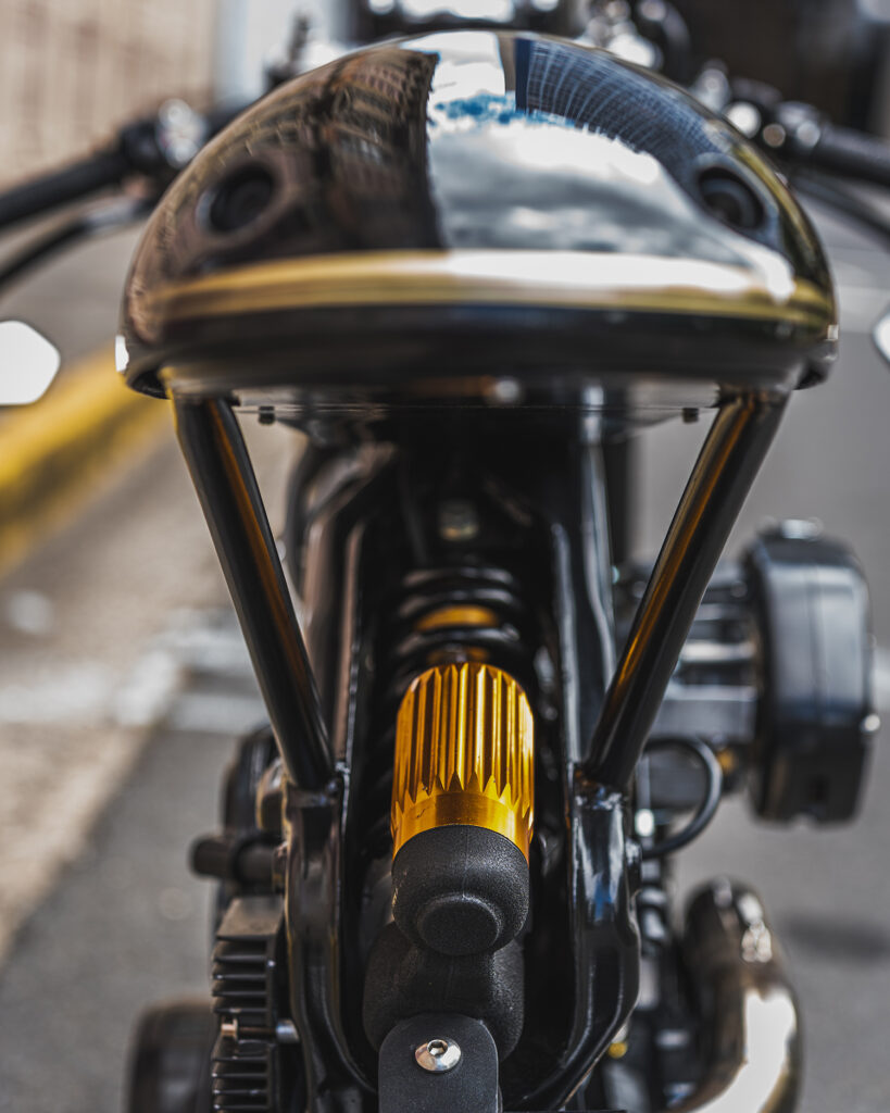 , Moto: CAFÉ COSTA RICAIN : Yamaha XV750 par MotorAll Customs.