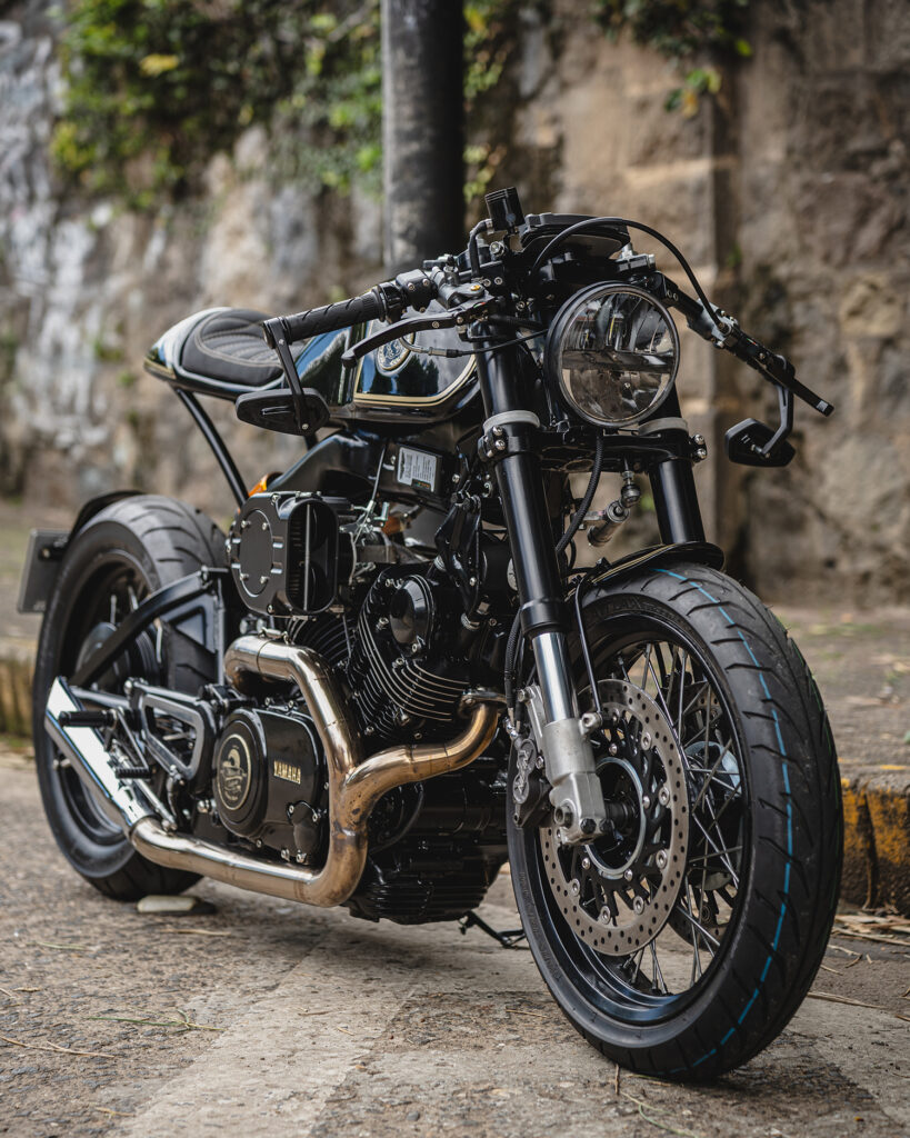 , Moto: CAFÉ COSTA RICAIN : Yamaha XV750 par MotorAll Customs.