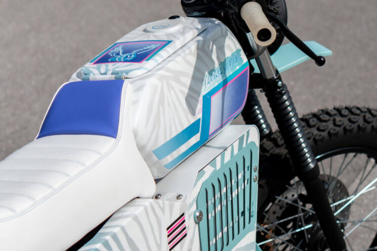 Vélo électrique personnalisé Bonfire E par Loose Screw