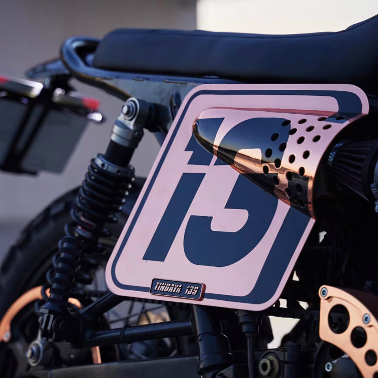 Scrambler de rue Triumph Bonneville par Tamarit Motorcycles