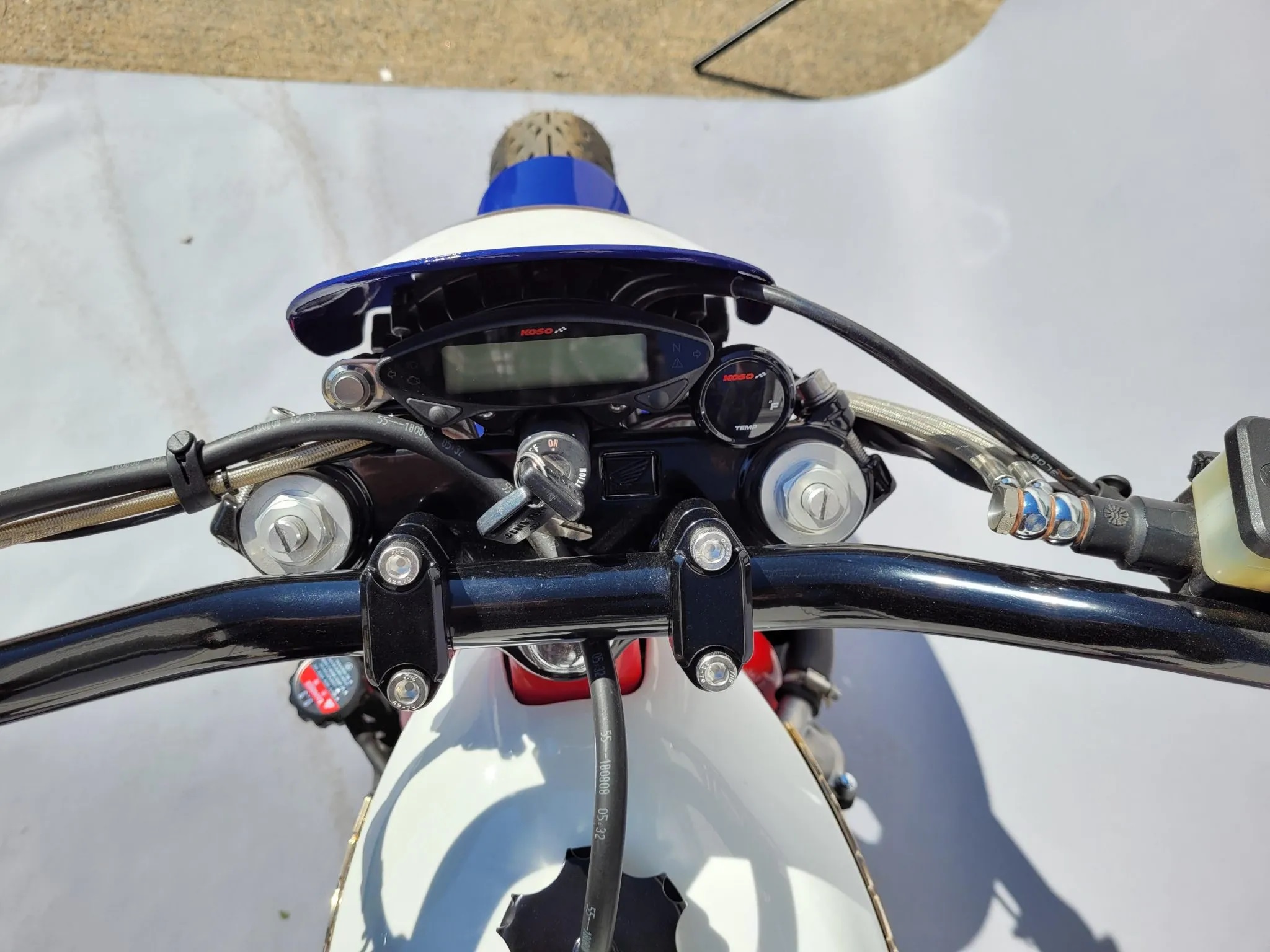 Honda V30 Magna personnalisée 1984