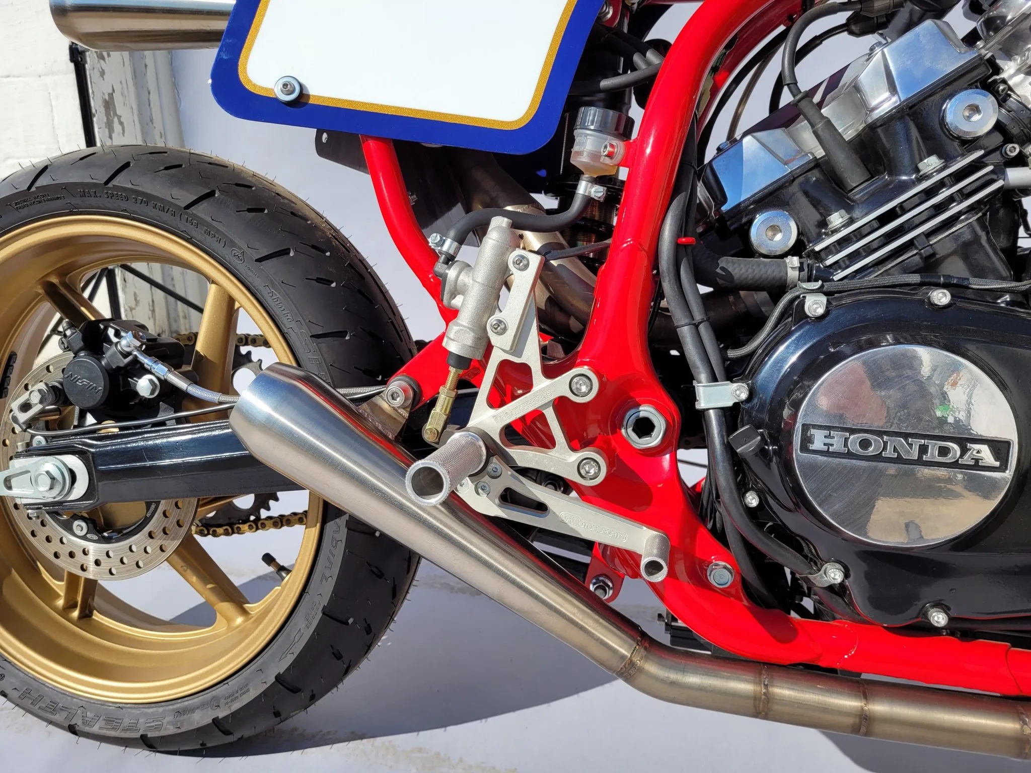 Honda V30 Magna personnalisée 1984