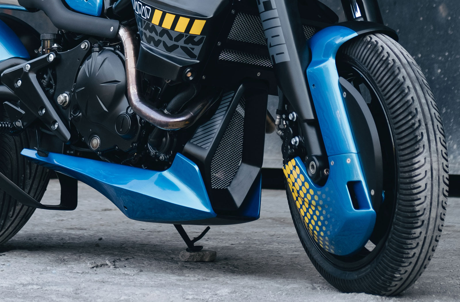 Trésor Garage personnalisé Kawasaki ER6N