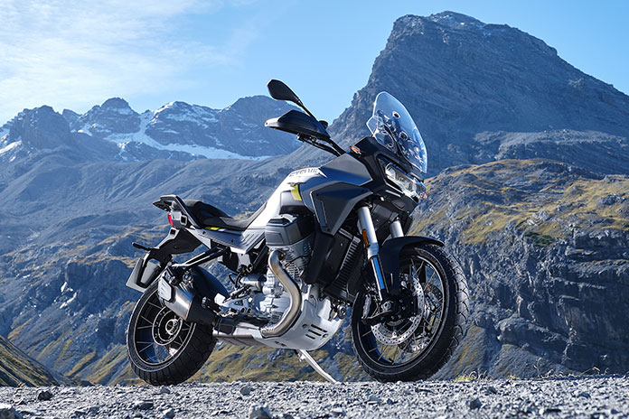 Moto Guzzi Stelvio 2024