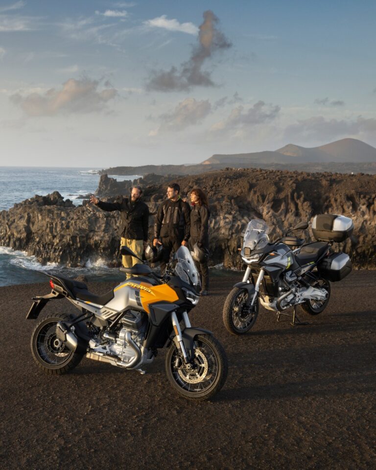 , Moto Guzzi Stelvio 2024 : la V100 qui sent le trail