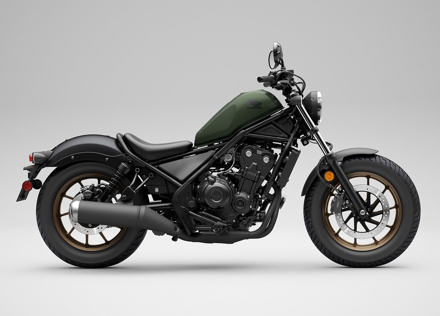 Le vert semble être une couleur populaire chez Corporate cette année ; le Rebel 500 l’obtient également pour 2024.