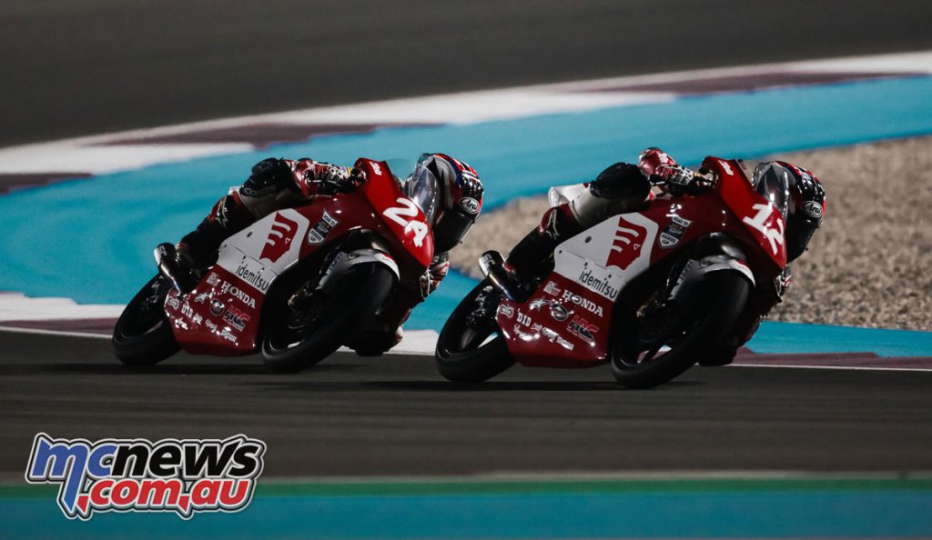 Marianos Nikolis s'affronte avec Kiattisak Singhapong