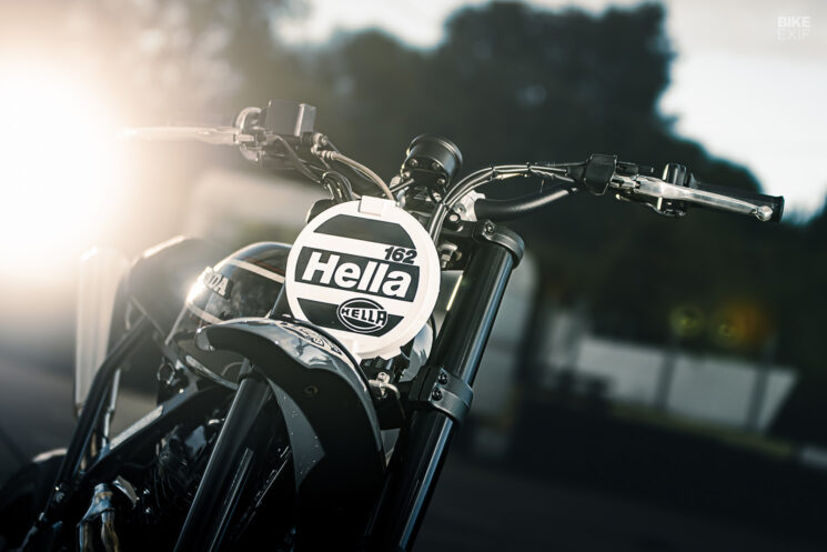 Supermotard Honda Dominator par Hardcore Division