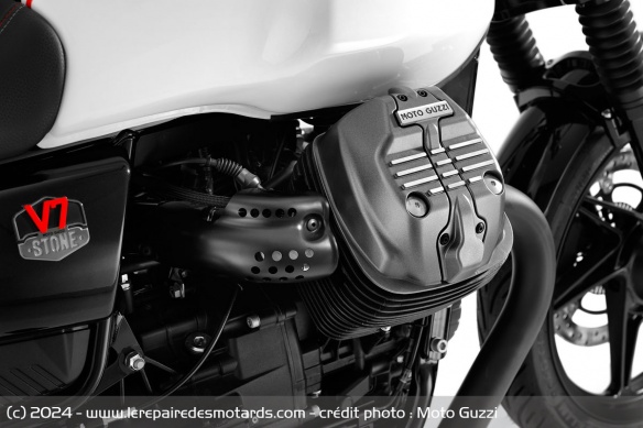 Néo-rétro Moto Guzzi V7 Stone Ten Néo-rétro Moto Guzzi V7 Stone Ten