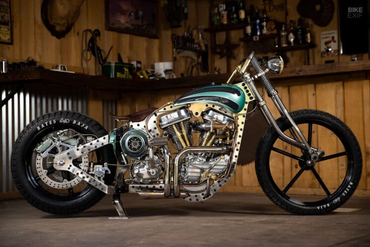 , Moto: Le champion du peuple : une Harley Panhead avec un démarreur à manivelle Merlin