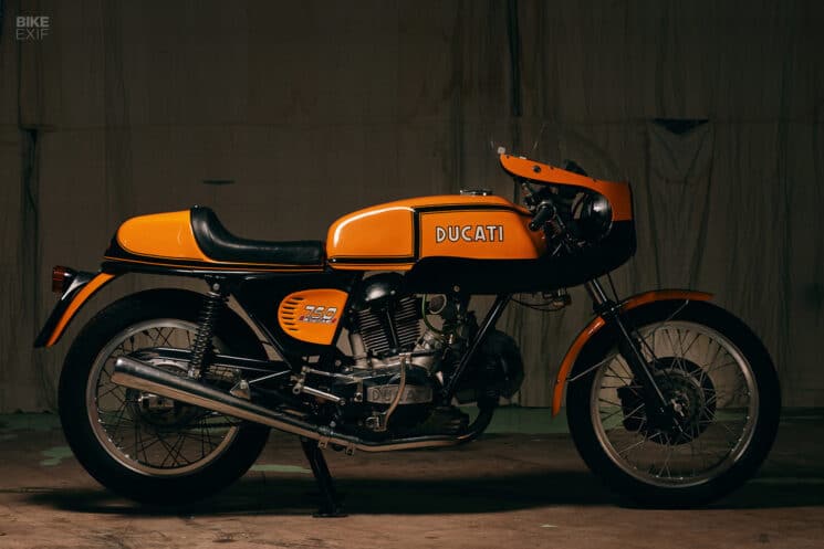 , Moto: Légende vivante : Une Ducati 750 Sport « Z Stripe » de 1972 méticuleusement restaurée