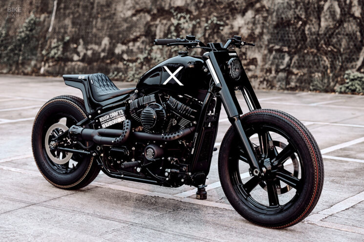 QUARTIER x Rough Crafts personnalisé Harley Street Bob