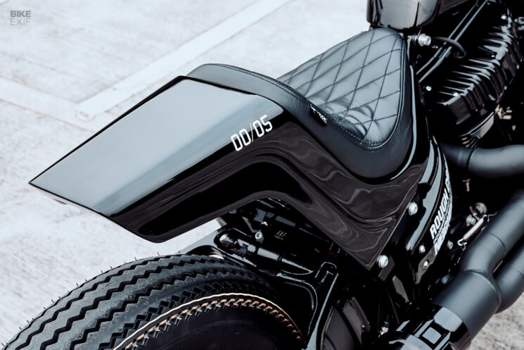 QUARTIER x Rough Crafts personnalisé Harley Street Bob