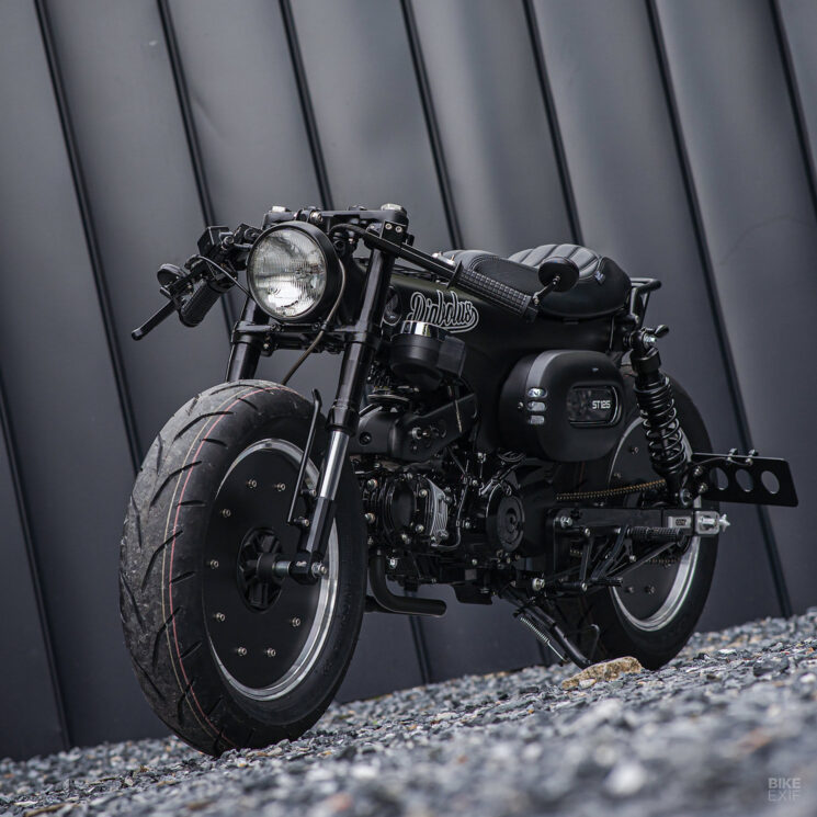 Honda Dax café racer par K-Speed