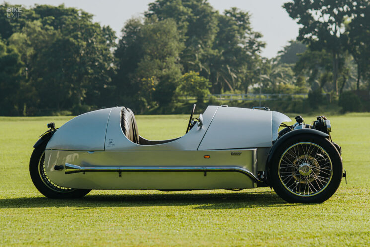 Trois-roues personnalisé avec moteur Mazda et pièces de moto