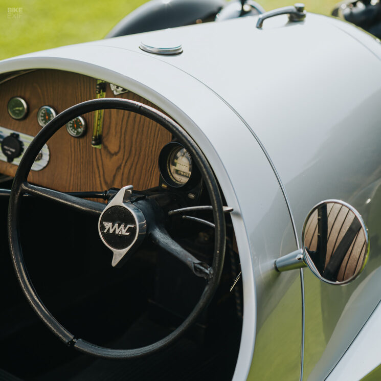 Trois-roues personnalisé avec moteur Mazda et pièces de moto