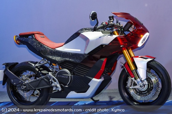 La RevoNEX change encore de look La RevoNEX change encore de look