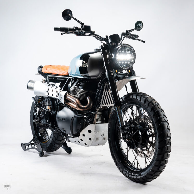Royal Enfield 650 scrambler par STG Tracker